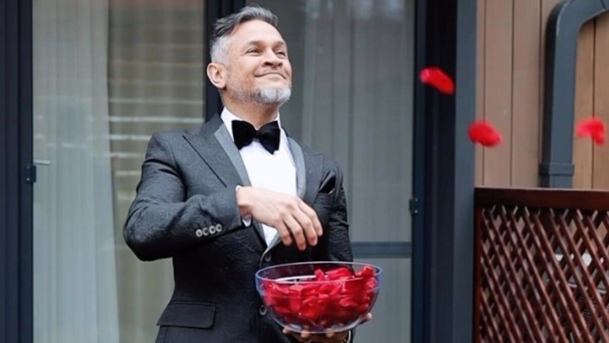 Ектор Хіменес Браво обурив українців привітанням з 8 березня Ектор Хіменес Браво обурив українців привітанням з 8 березня