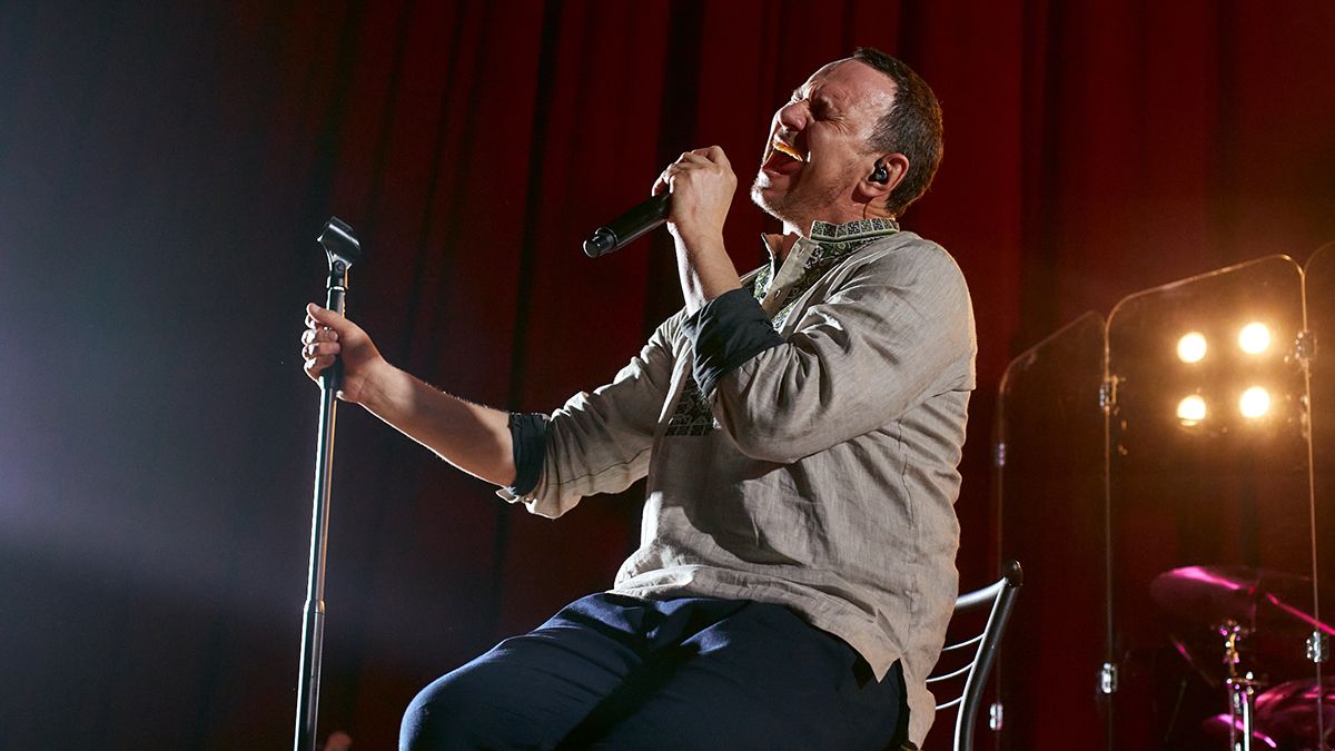 Группа Друга Ріка выступила в Киеве до 8 марта – Харчишин поздравил женщин в зале – фото Группа Друга Ріка выступила в Киеве до 8 марта – Харчишин поздравил женщин в зале – фото