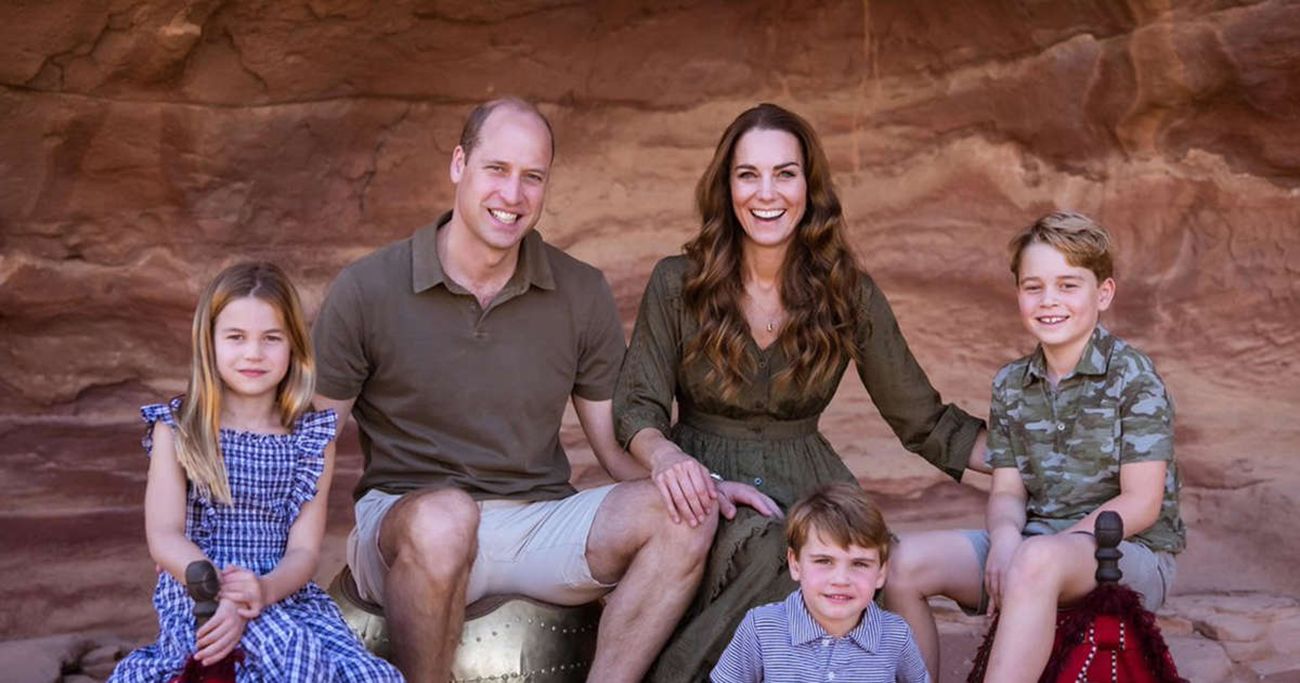 Принц Вільям та Кейт Міддлтон з дітьми Принц Вільям та Кейт Міддлтон з дітьми