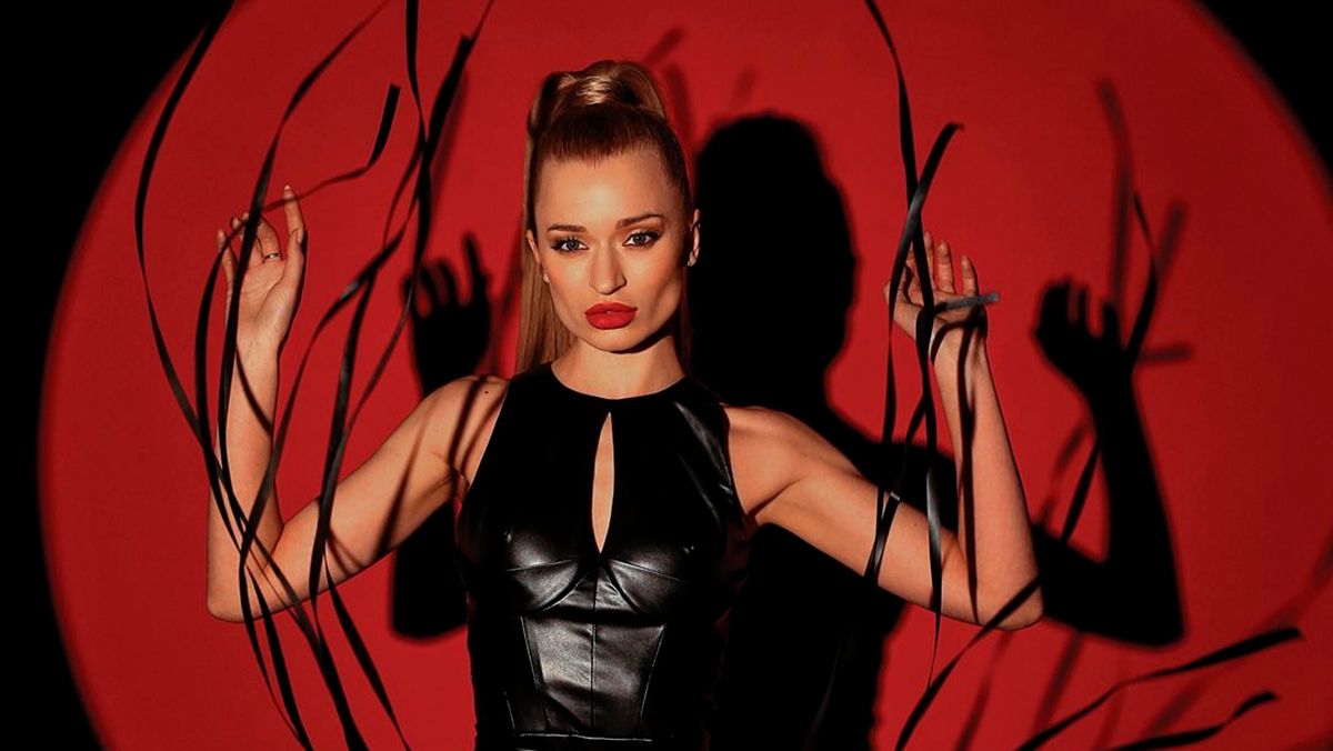 Холостяк 12 – одну з учасниць хлопець жорстко зрадив з повією – фото Холостяк 12 – одну з учасниць хлопець жорстко зрадив з повією – фото