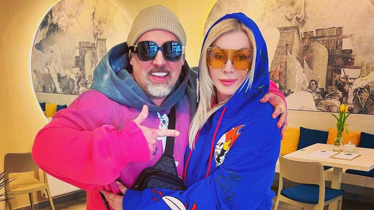 Ірина Білик позувала в компанії колишнього Дмитра Коляденка - фото Ірина Білик позувала в компанії колишнього Дмитра Коляденка - фото