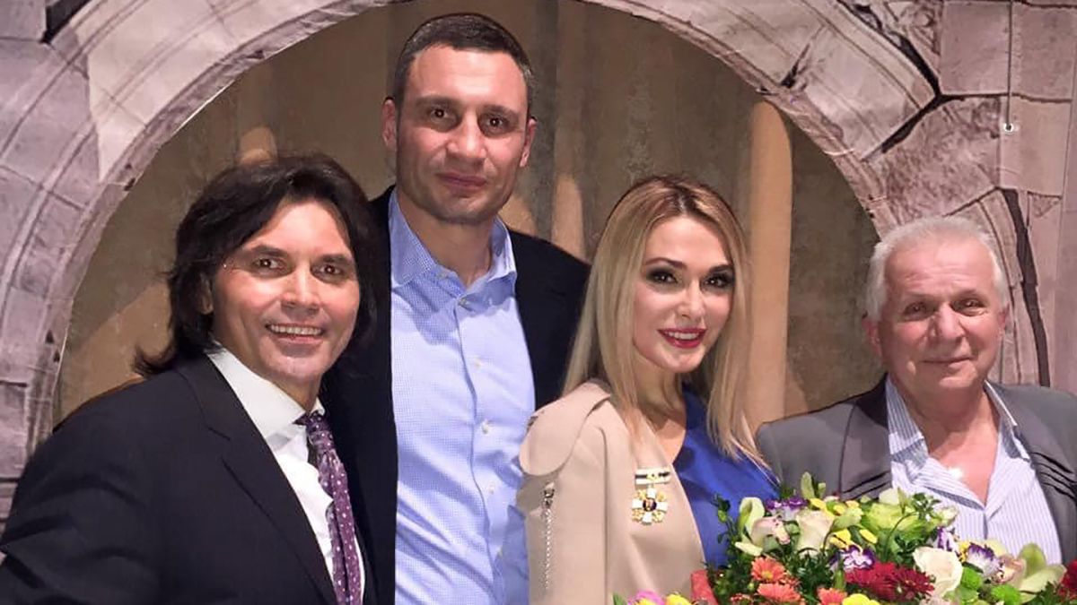 Экс-мужу Ольги Сумской сделали операцию – как Кличко помог Паперному