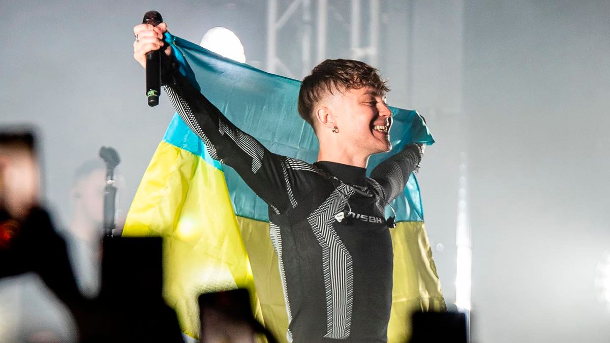 Артема Пивоварова розкритикували за концерт у Чернівцях – відео, реакція співака Артема Пивоварова розкритикували за концерт у Чернівцях – відео, реакція співака