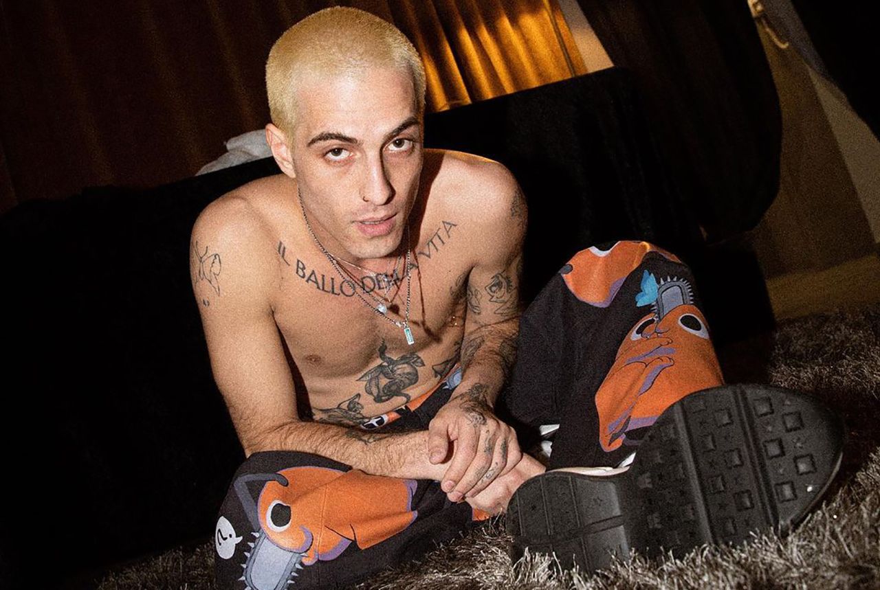 Дамиано Давид сменил прическу Дамиано Давид сменил прическу