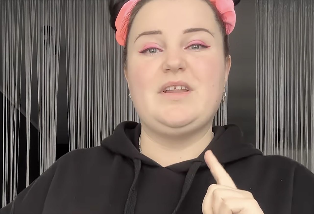 Alyona Alyona записала пісню мовою жестів Alyona Alyona записала пісню мовою жестів