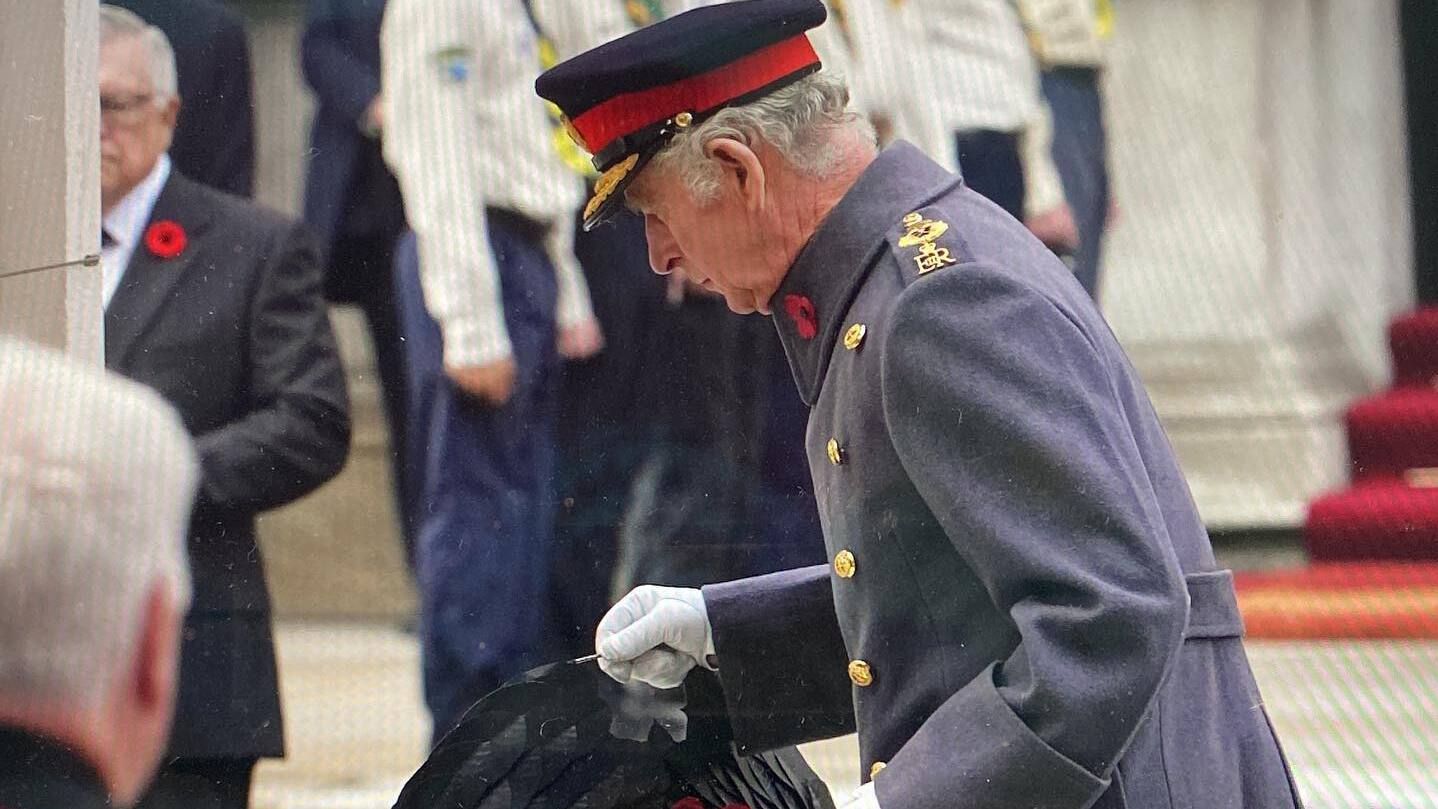 Як Чарльз ІІІ провів останні години перед смертю Єлизавети ІІ Як Чарльз ІІІ провів останні години перед смертю Єлизавети ІІ