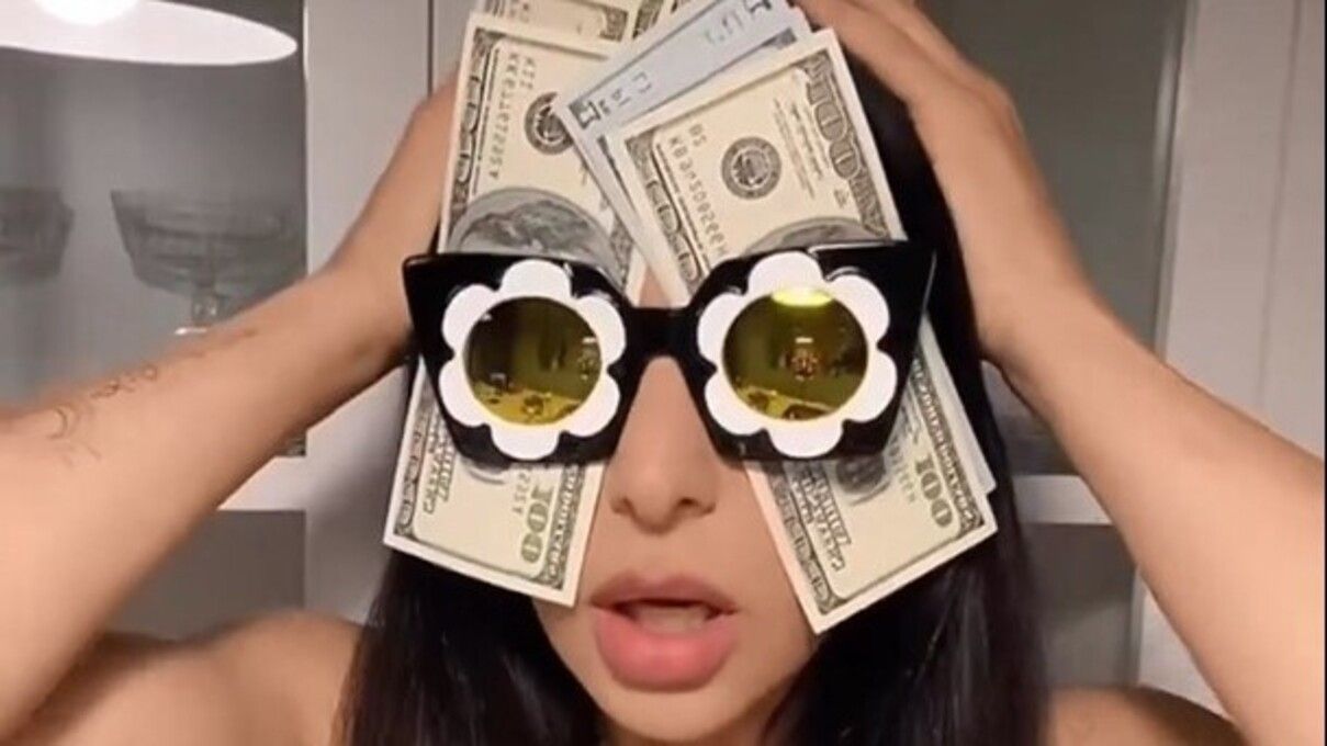 Злата Огнєвіч висміяла інтерв'ю Ані Лорак - смішне відео Злата Огнєвіч висміяла інтерв'ю Ані Лорак - смішне відео