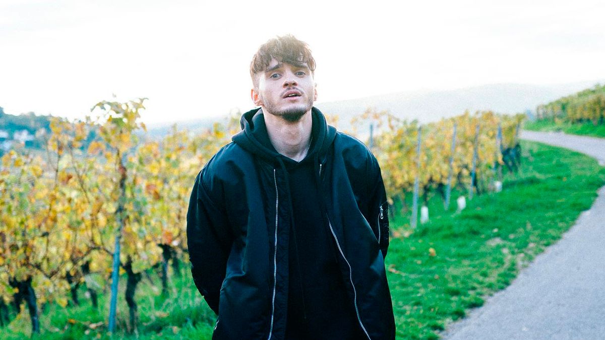 Співак Lue Bason з Євробачення випустив перший мініальбом – слухайте онлайн Співак Lue Bason з Євробачення випустив перший мініальбом – слухайте онлайн