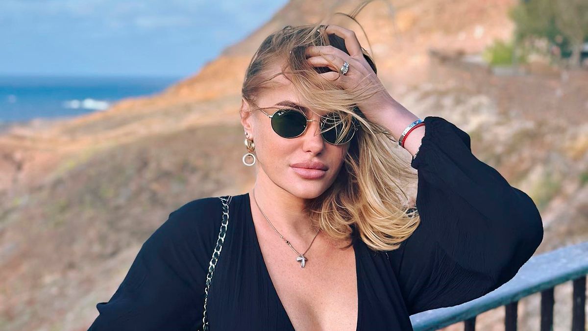 Слава Камінська поскандалила з фанами через колишнього чоловіка – що сталося Слава Камінська поскандалила з фанами через колишнього чоловіка – що сталося