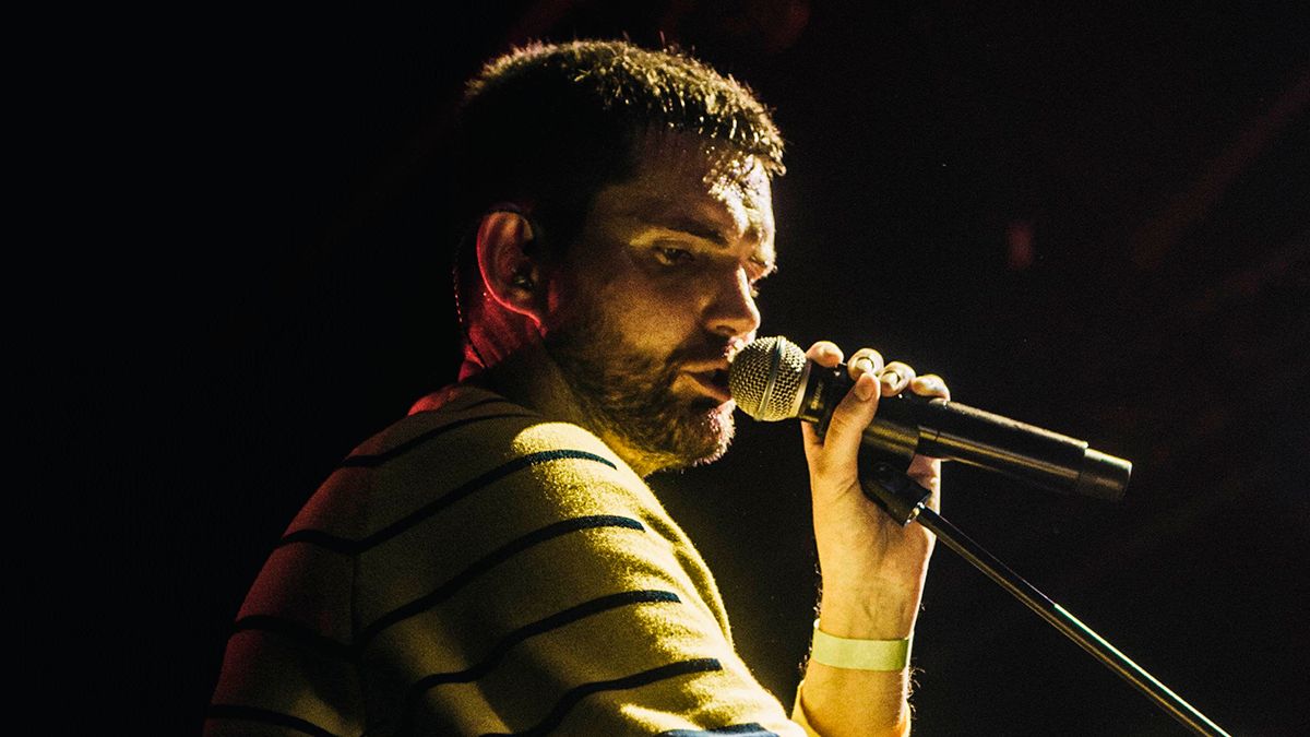 На концерте Noize MC отбирали украинские флаги – видео из Молдовы На концерте Noize MC отбирали украинские флаги – видео из Молдовы