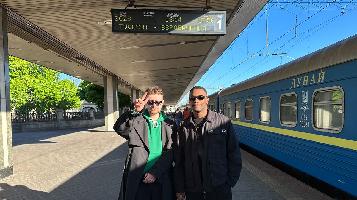 TVORCHI поїхали на Євробачення 2023 – Укрзалізниця зробила їи сюрприз – відео TVORCHI поїхали на Євробачення 2023 – Укрзалізниця зробила їи сюрприз – відео