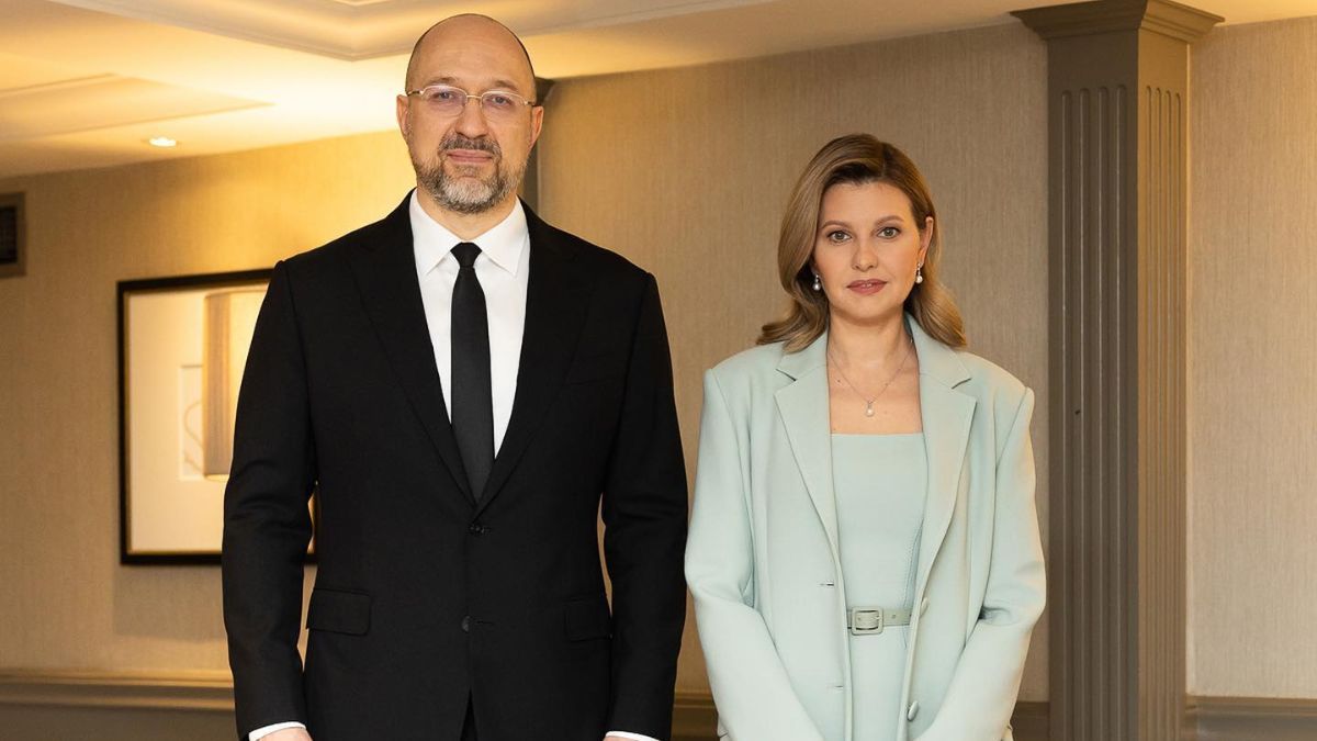 Олена Зеленська і Денис Шмигаль на коронації Чарльза III – фото, відео Олена Зеленська і Денис Шмигаль на коронації Чарльза III – фото, відео