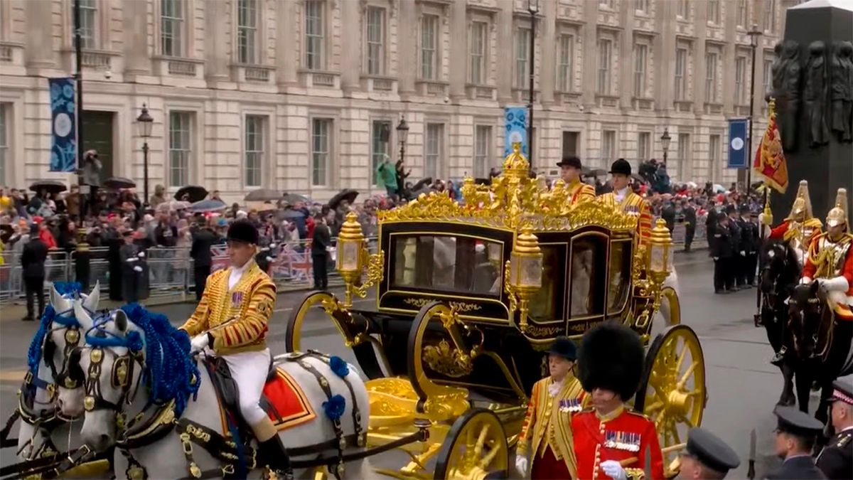 Коронація Чарльза ІІІ - фото та відео з події 