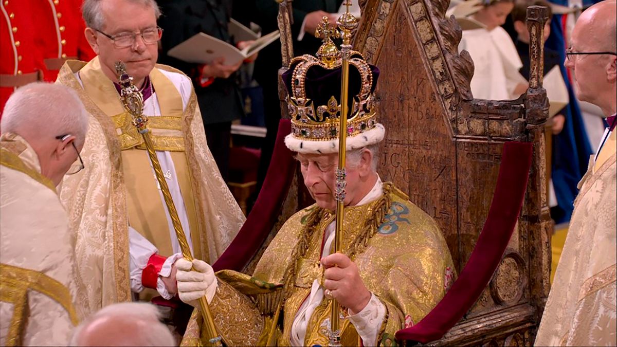 Король Чарльз III офіційно коронований – як відбулася церемонія