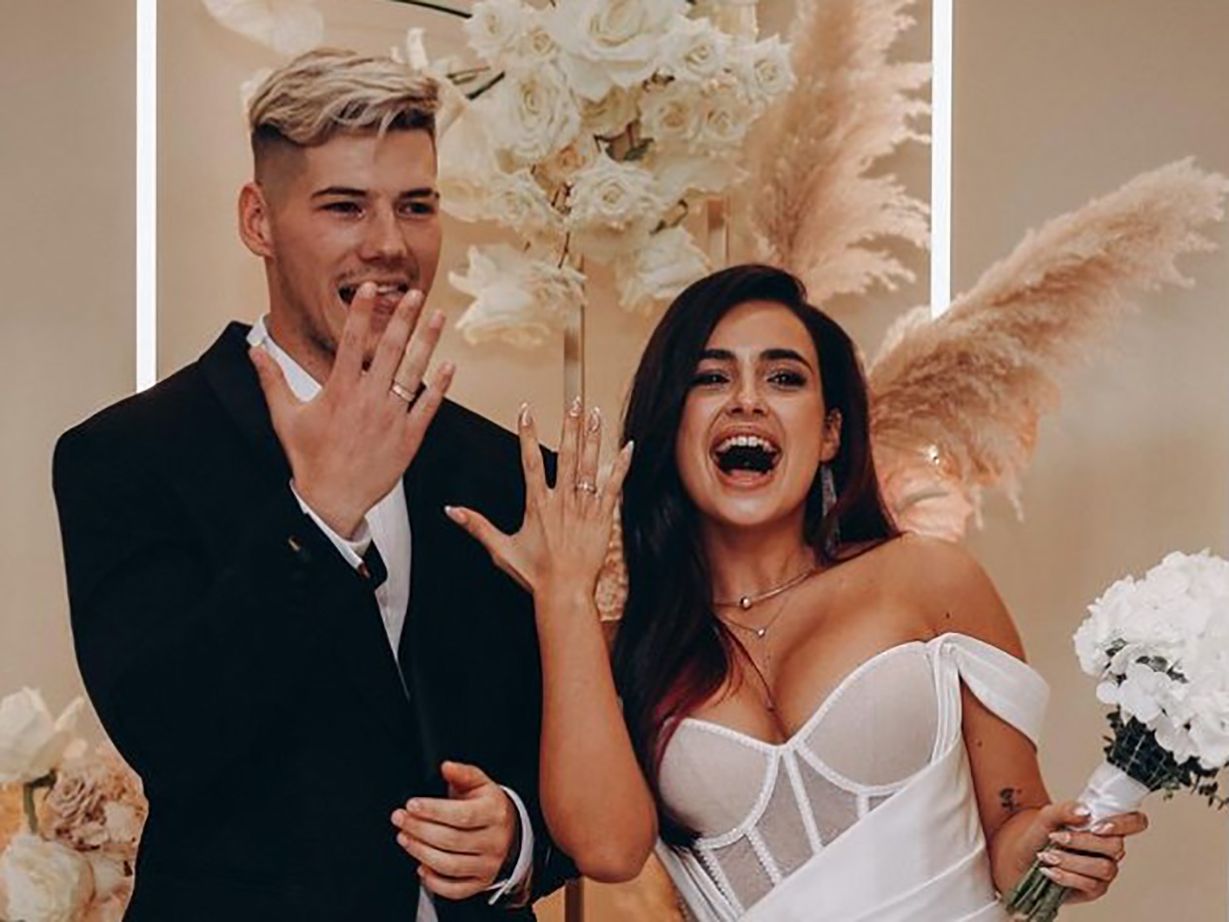 Анна Трінчер і Олександр Волошин Анна Трінчер і Олександр Волошин