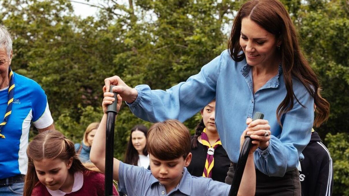 Кейт Міддлтон та Луї Кейт Міддлтон та Луї