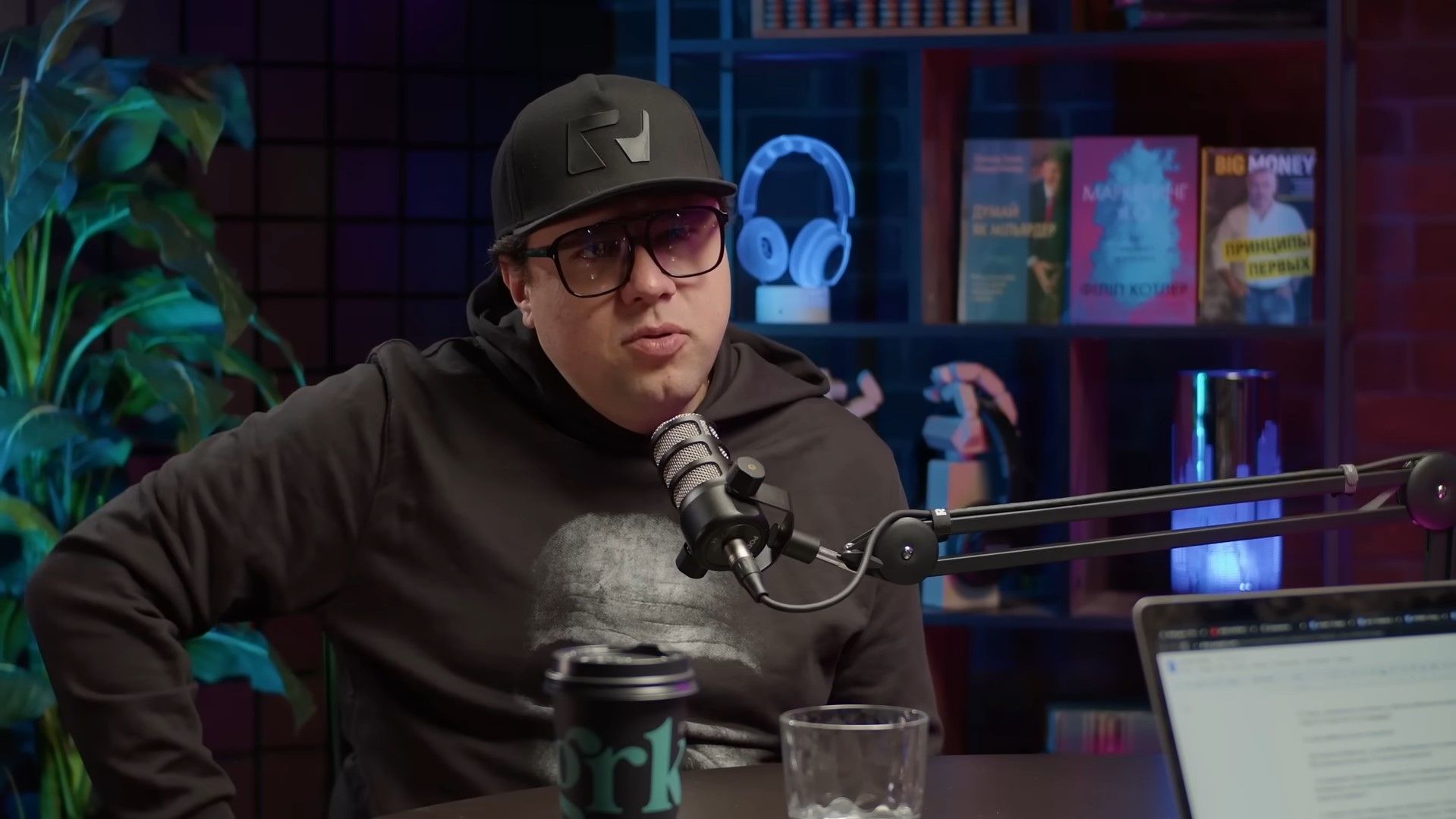 Владимир Шумко из Женского квартала плохо относится к Остапчуку Владимир Шумко из Женского квартала плохо относится к Остапчуку