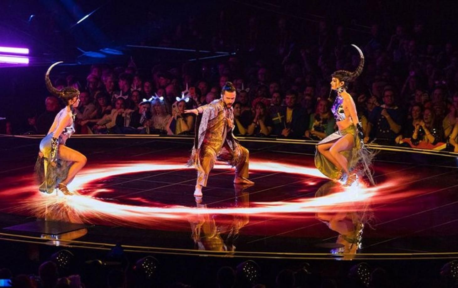 Паша Парфеній з Молдови подякував Україні зі сцени Євробачення 2023 – відео Паша Парфеній з Молдови подякував Україні зі сцени Євробачення 2023 – відео