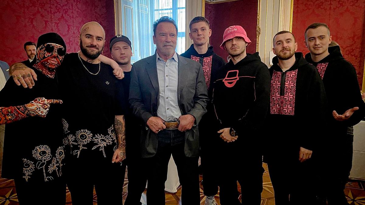 Kalush снова встретился со Шварценеггером – как это произошло – фото, видео Kalush снова встретился со Шварценеггером – как это произошло – фото, видео