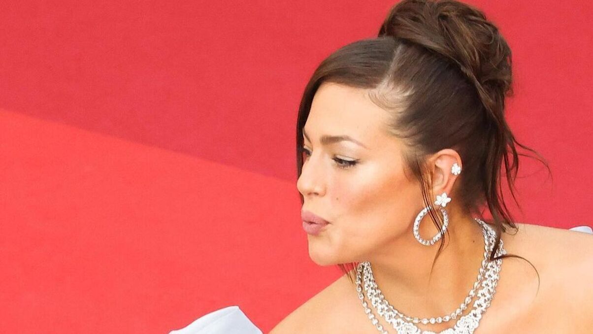 Ешлі Грем вразила схудлою фігурою на Каннському кінофестивалі Ешлі Грем вразила схудлою фігурою на Каннському кінофестивалі