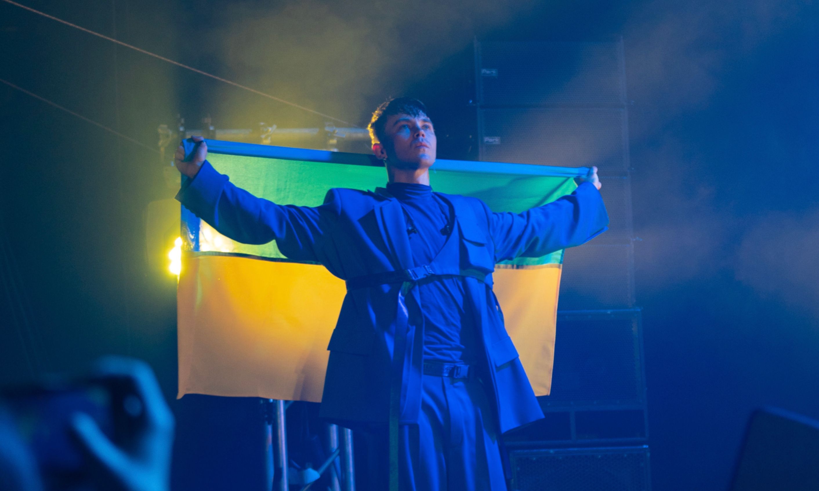 Артем Пивоваров Артем Пивоваров