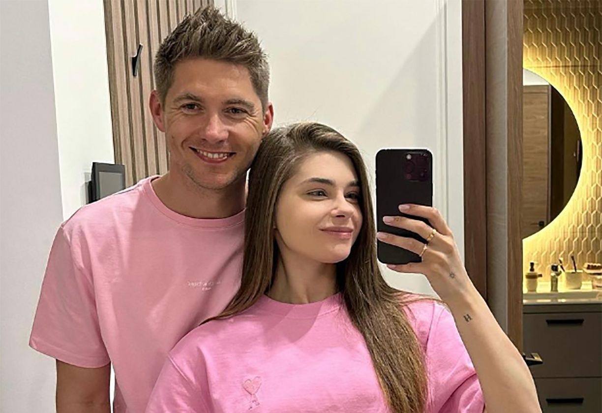 Владимир Остапчук с новой девушкой Владимир Остапчук с новой девушкой