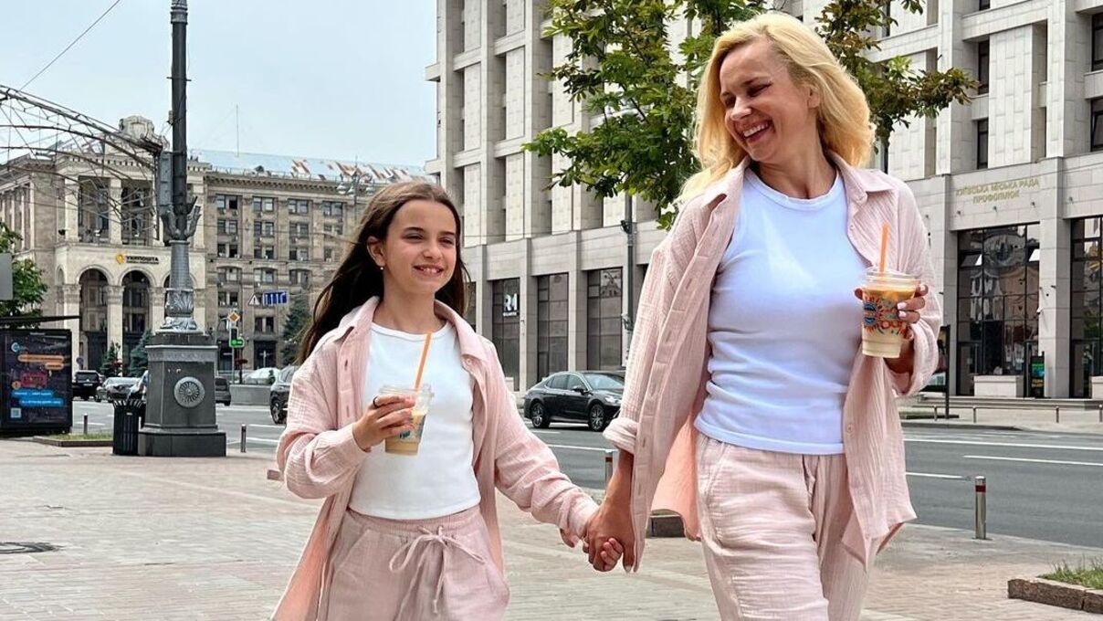 Лілія Ребрик з донькою Лілія Ребрик з донькою