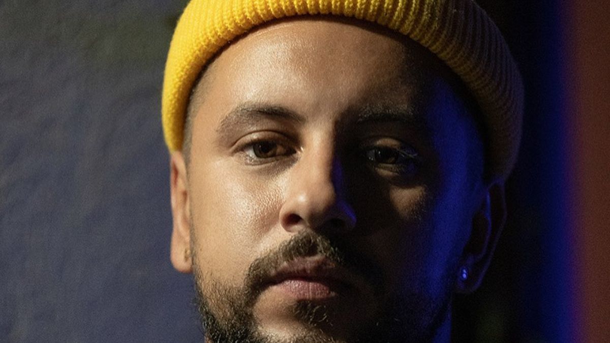 Монатік виступив в укритті – що заспівав з фанатами, відео виступу Монатік виступив в укритті – що заспівав з фанатами, відео виступу