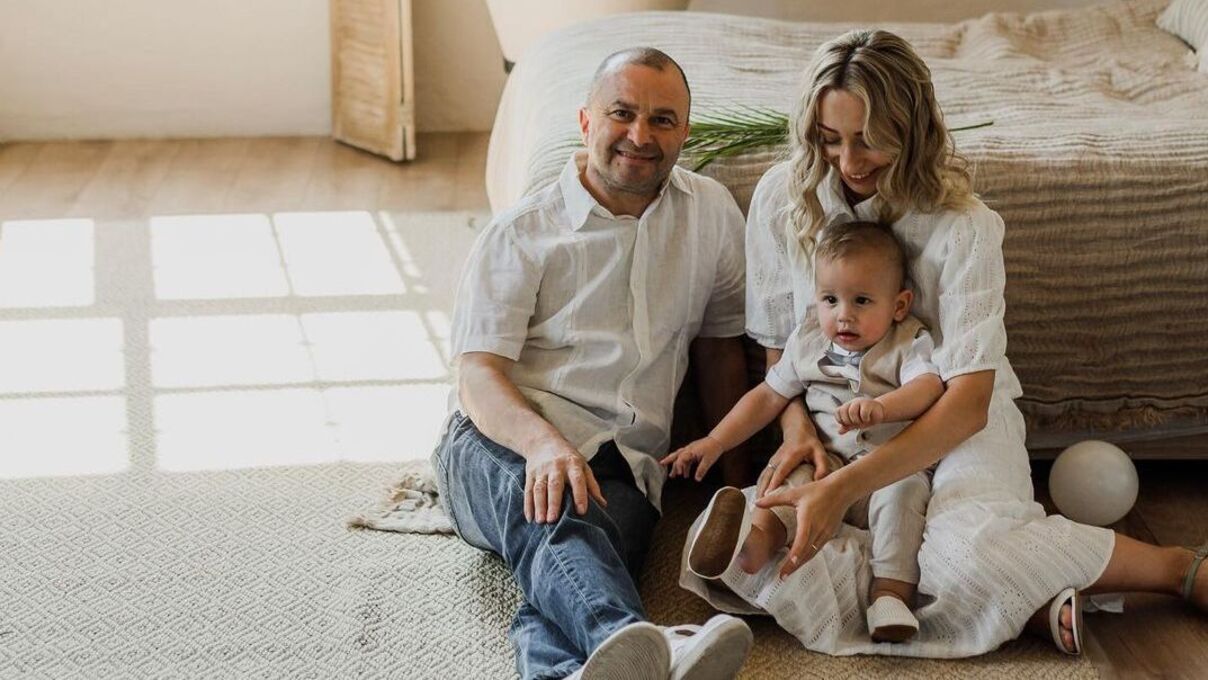 Віктор Павлік з сім'єю Віктор Павлік з сім'єю