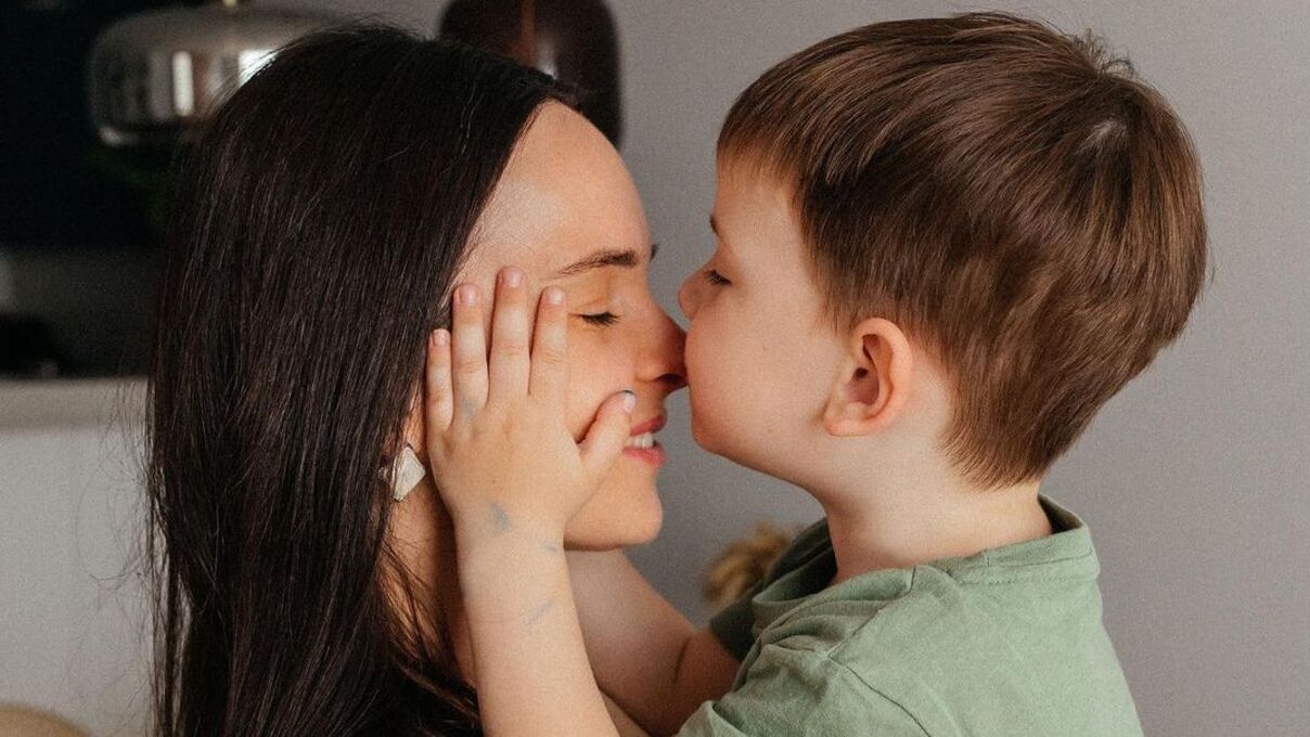 Инна Мирошниченко с родным сыном Инна Мирошниченко с родным сыном