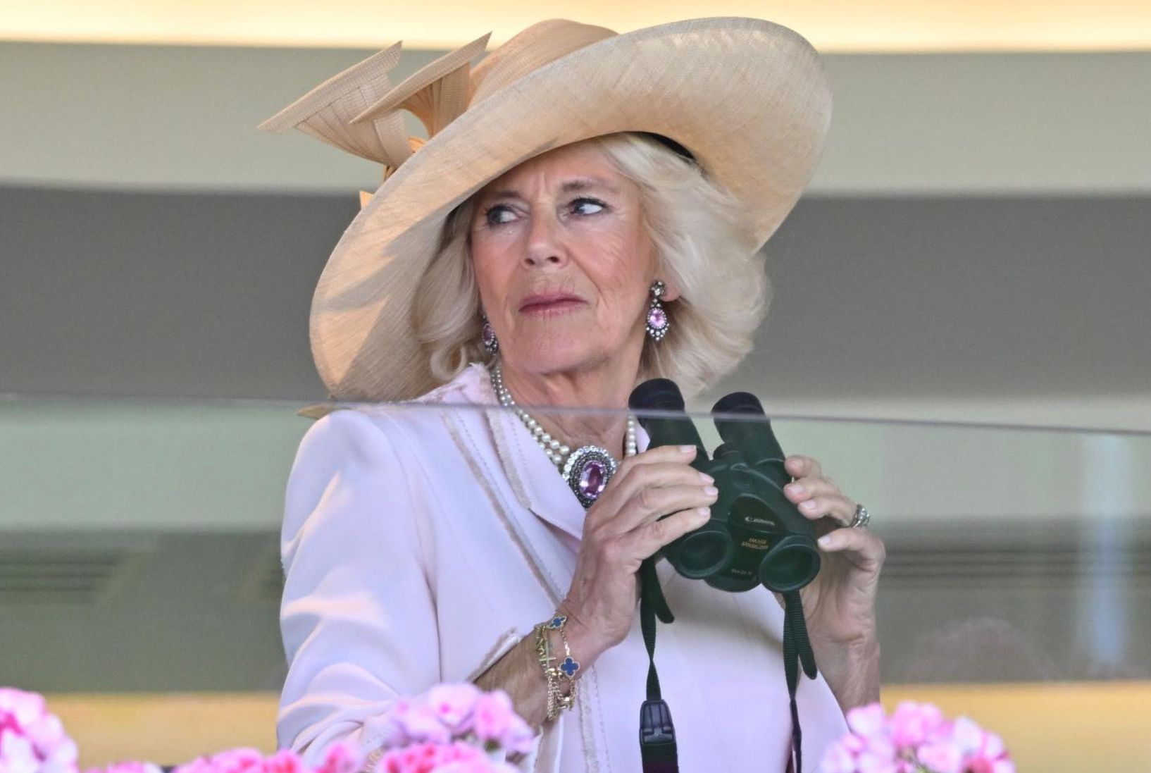 Королева Камілла Королева Камілла