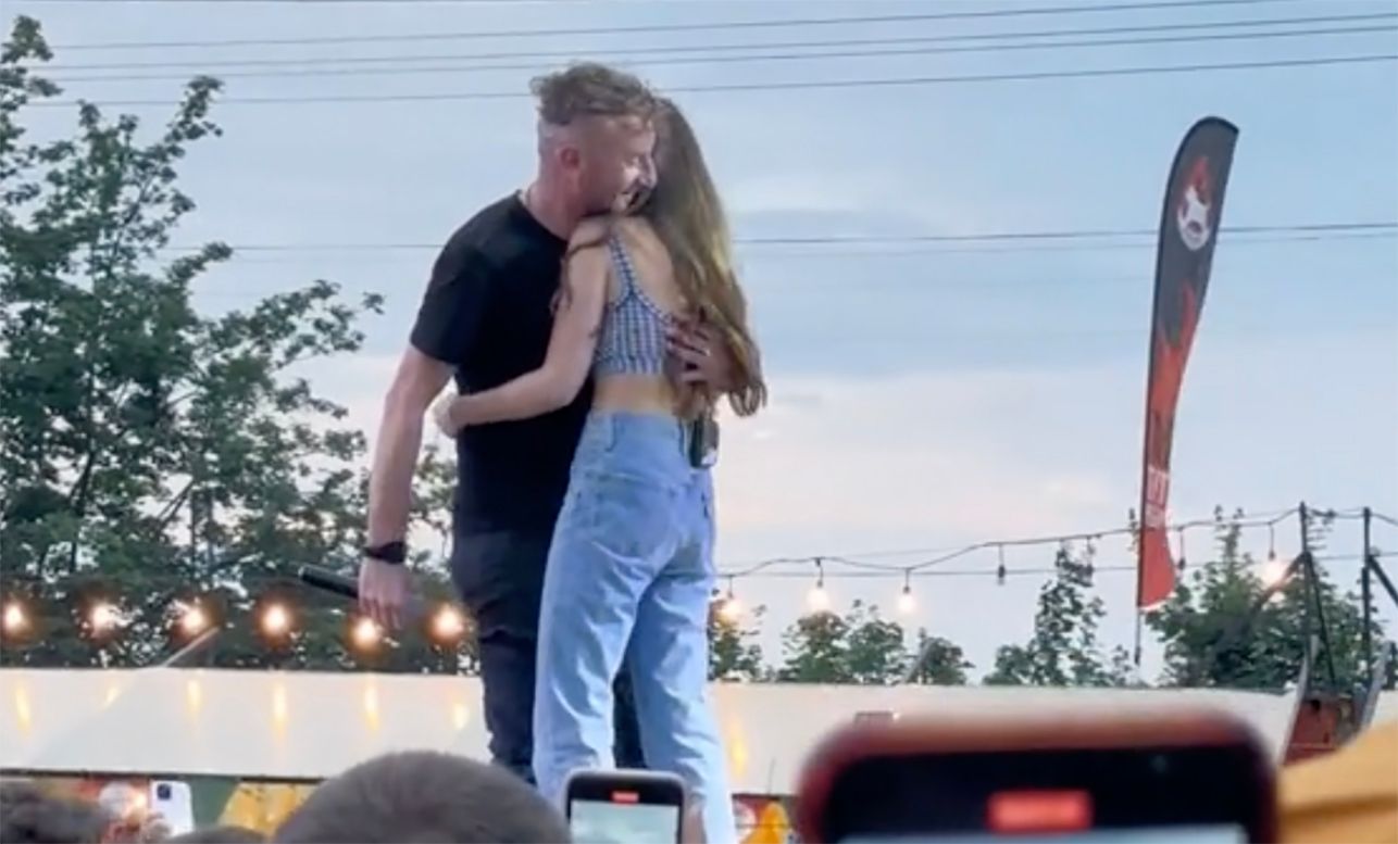 Кристина Соловий подогрела слухи о романе с Сергеем Жаданом Кристина Соловий подогрела слухи о романе с Сергеем Жаданом