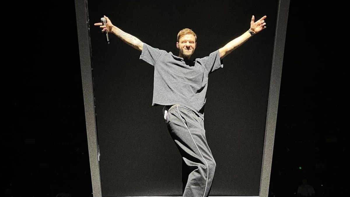 Макс Барських переклав пісню Хочу танцевать українською - відео Showbiz Макс Барських переклав пісню Хочу танцевать українською - відео Showbiz