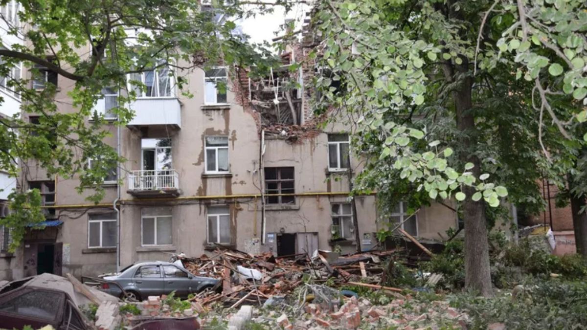 Росіяни обстріляли Суми - реакція українських зірок на приліт - фотоShowbiz Росіяни обстріляли Суми - реакція українських зірок на приліт - фотоShowbiz