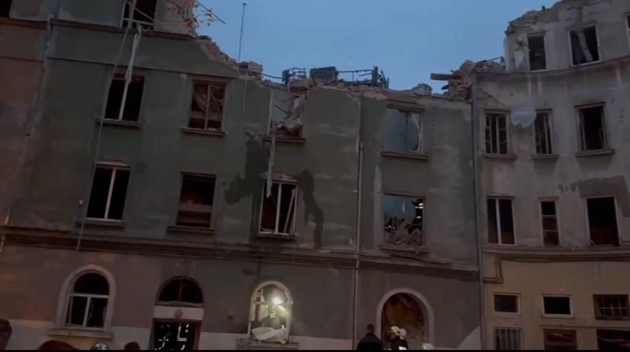 Атака на Львов 6 июля - реакция звезд - фото - видео - Showbiz Атака на Львов 6 июля - реакция звезд - фото - видео - Showbiz