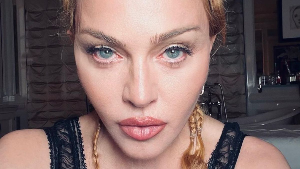 Мадонна приймала наркотики, коли готувалась до світого турне Celebration - деталі - Showbiz Мадонна приймала наркотики, коли готувалась до світого турне Celebration - деталі - Showbiz