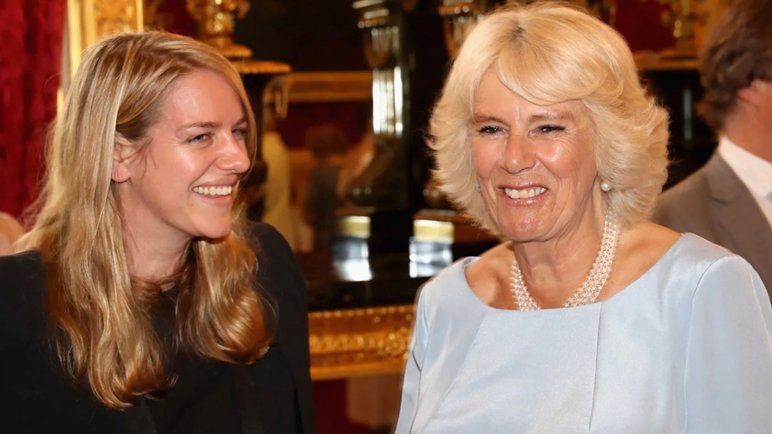 Королева Камилла с дочерью Лаурой Королева Камилла с дочерью Лаурой