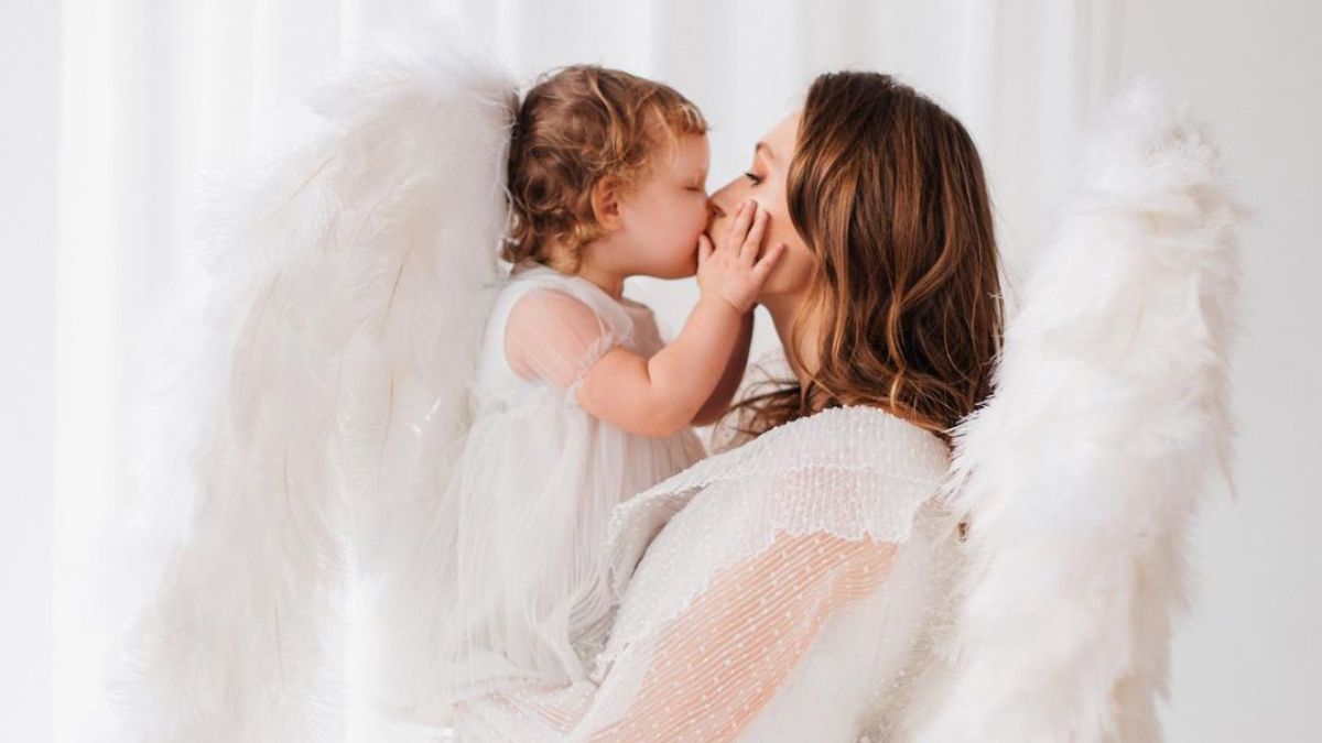 Елена Светлицкая с младшей дочерью Машенькой Елена Светлицкая с младшей дочерью Машенькой