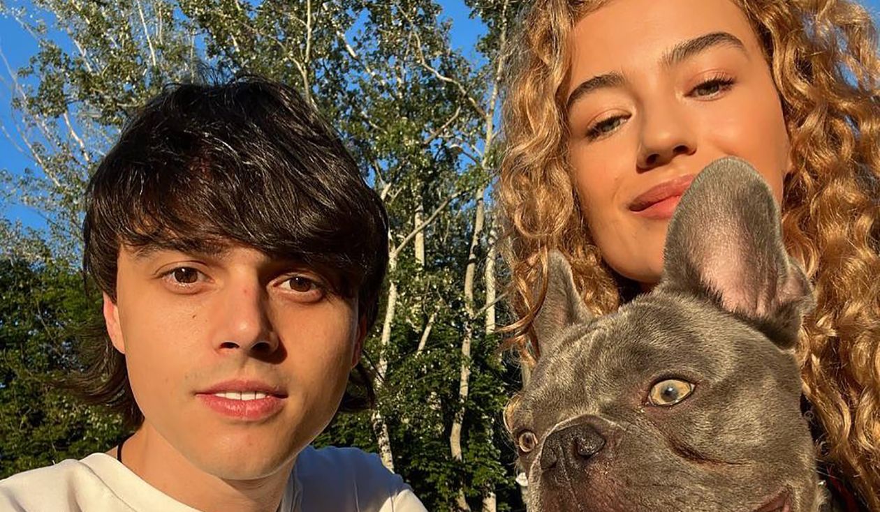 ALEKSEEV з коханою-росіянкою ALEKSEEV з коханою-росіянкою