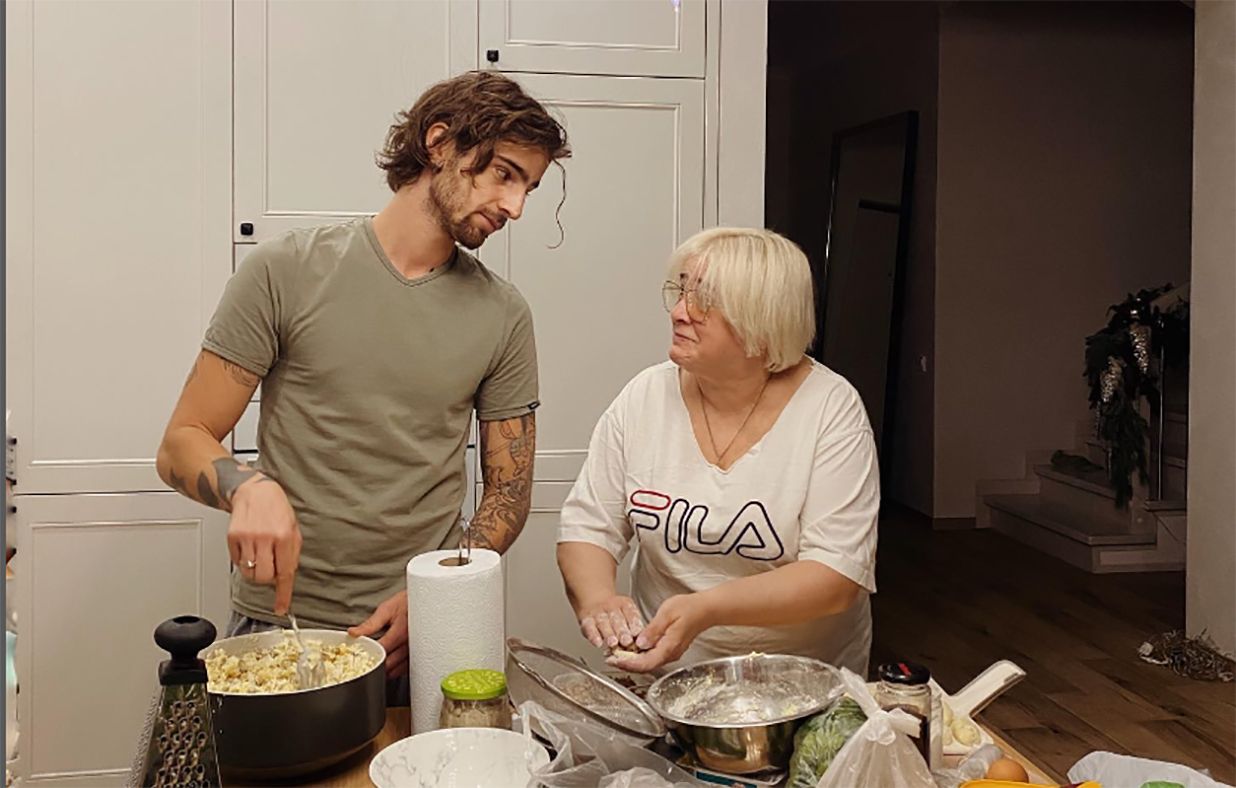 Володимир Дантес з мамою Володимир Дантес з мамою