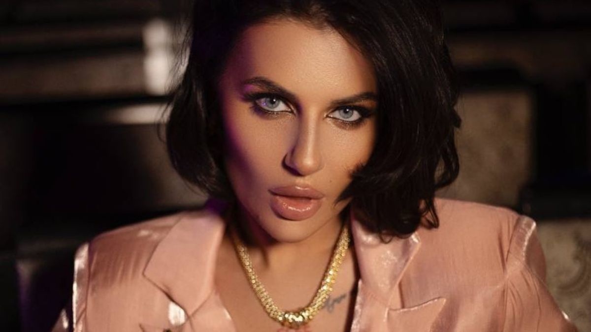 Анна Алхім обізвала жителів західних областей дебілами – що відомо про скандал Анна Алхім обізвала жителів західних областей дебілами – що відомо про скандал