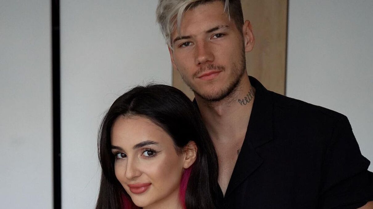 Анна Тринчер и Александр Волошин Анна Тринчер и Александр Волошин