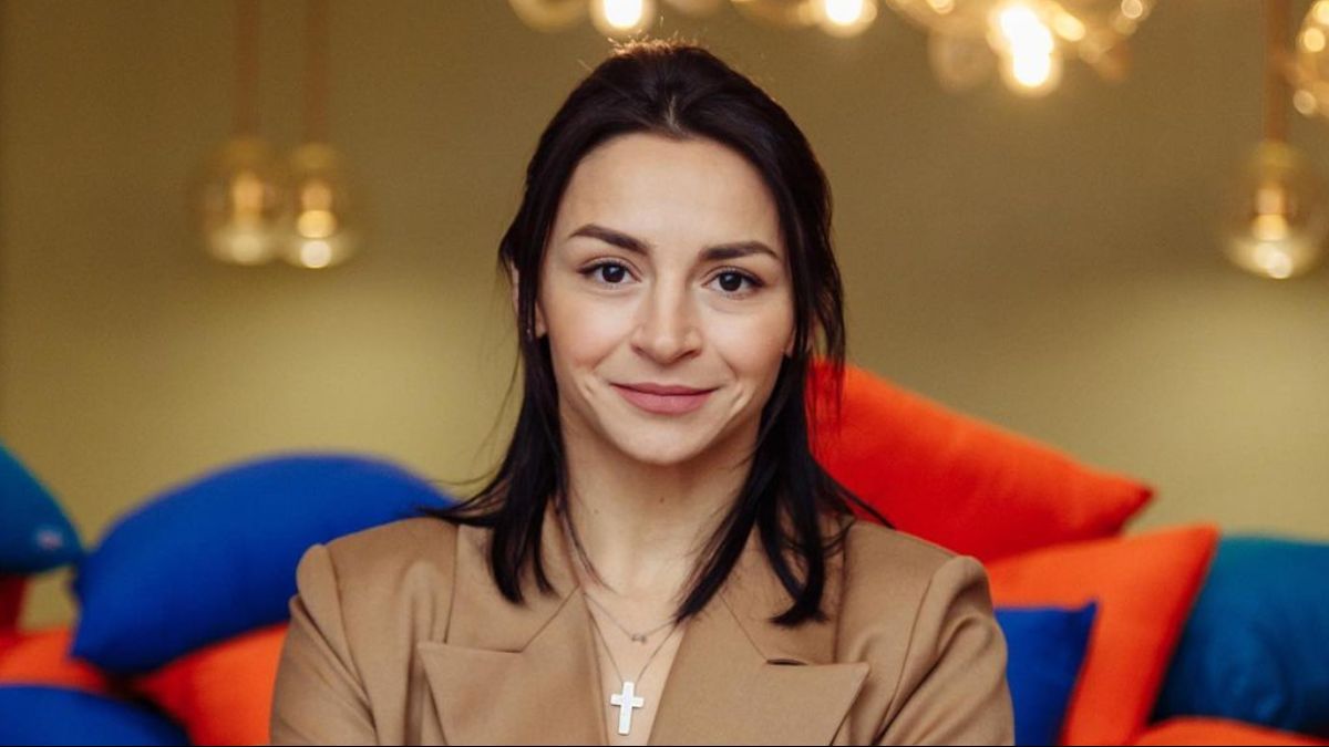 Илона Гвоздева Илона Гвоздева