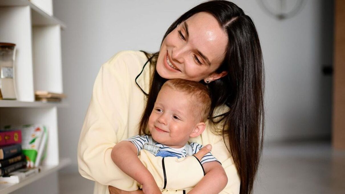 Инна Мирошниченко с названным сыном Инна Мирошниченко с названным сыном