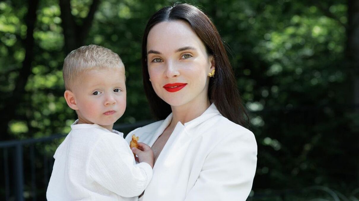 Інна Мірошниченко з названим сином Інна Мірошниченко з названим сином