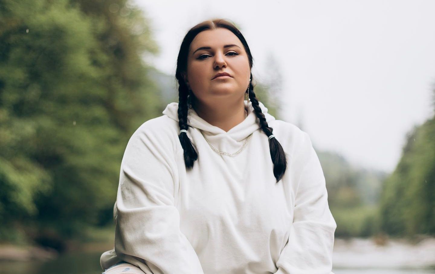 Alyona Alyona Alyona Alyona