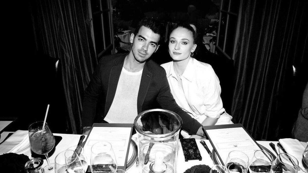 Софи Тернер и Джо Джонас Софи Тернер и Джо Джонас