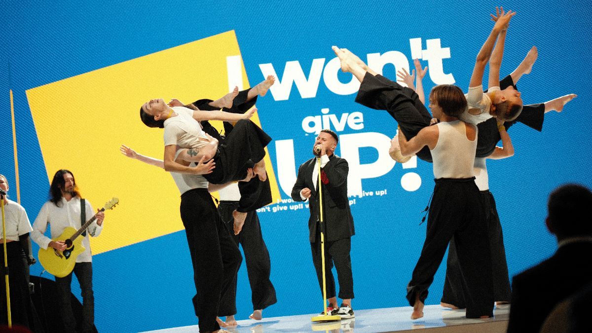 Монатік на Самміті перших леді та джентльменів Монатік на Самміті перших леді та джентльменів