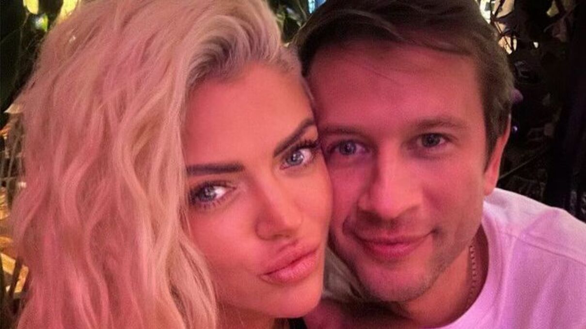 Дмитрий Ступка с избранницей Дмитрий Ступка с избранницей