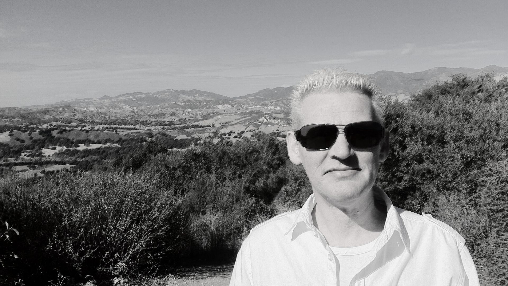 В возрасте 44 лет: ушел в вечность гитарист знаменитой группы Massive Attack - Showbiz В возрасте 44 лет: ушел в вечность гитарист знаменитой группы Massive Attack - Showbiz